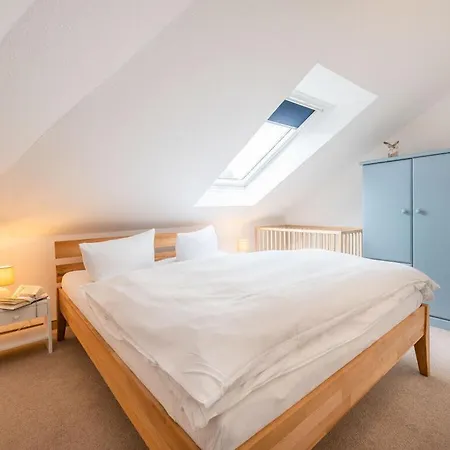 Moresee Comfortable Holiday home Binz